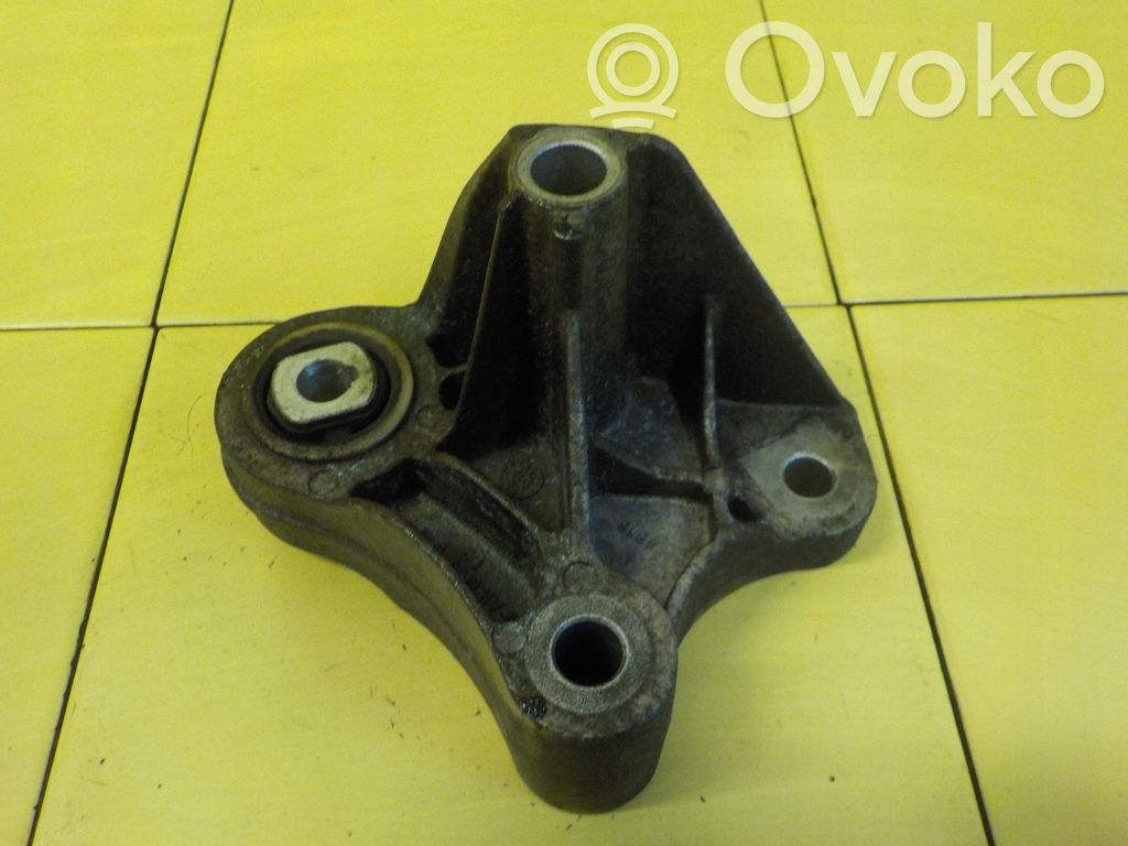 Gearbox mounting bracket   CV616P093ZD,17SP16,6P093,CV61,CV616P093ZD,M2DA,ZD