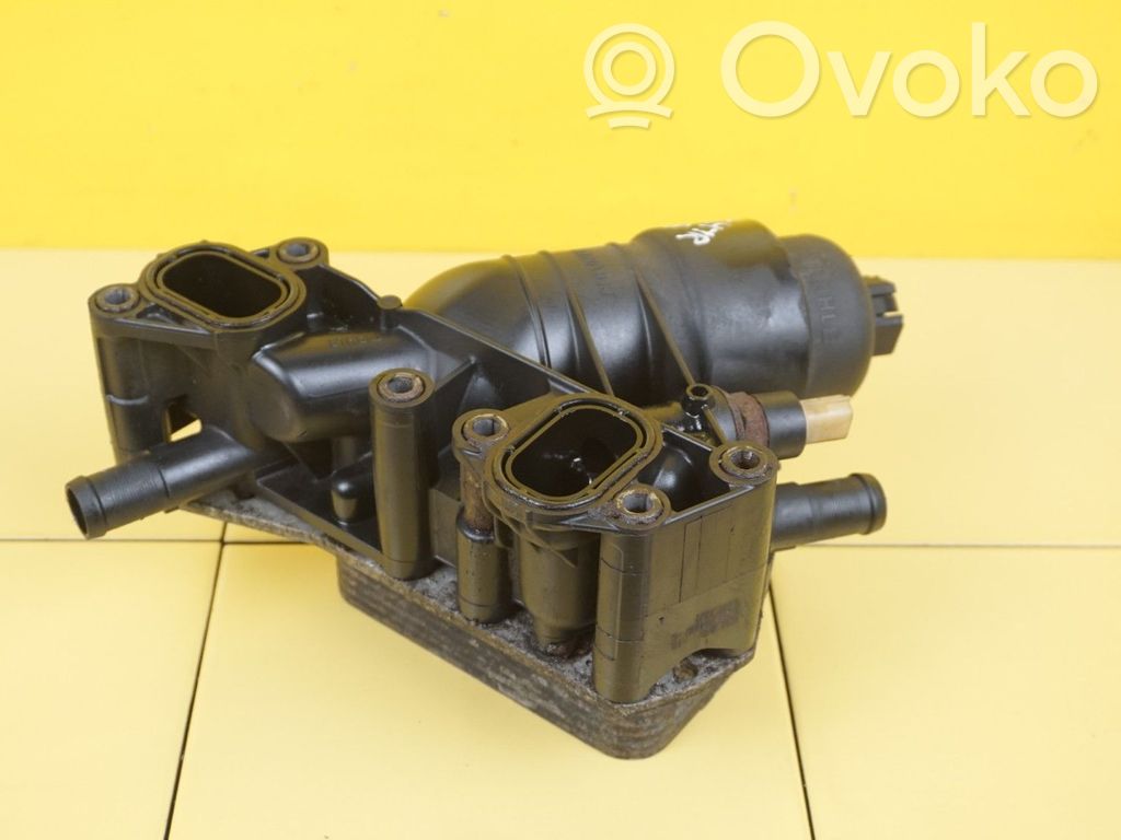 Mercedes-Benz Vito Viano W447 Oil filter mounting bracket 