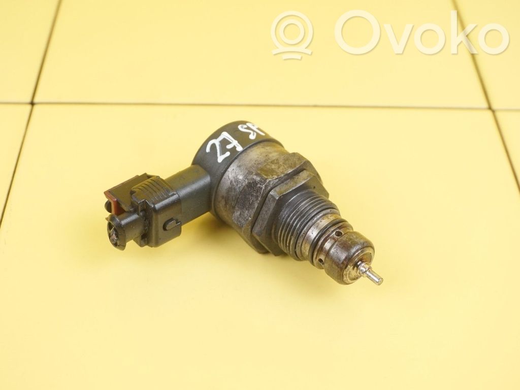 Opel Zafira C Capteur de pression de carburant 