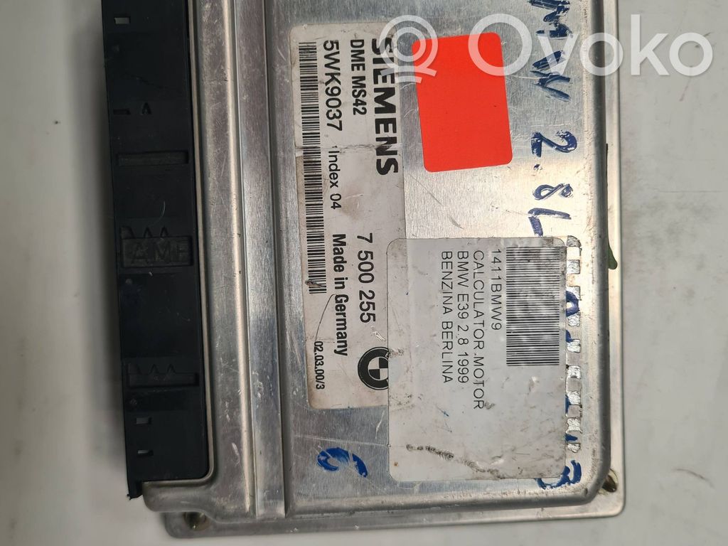 BMW 5 E39 Engine control unit/module 