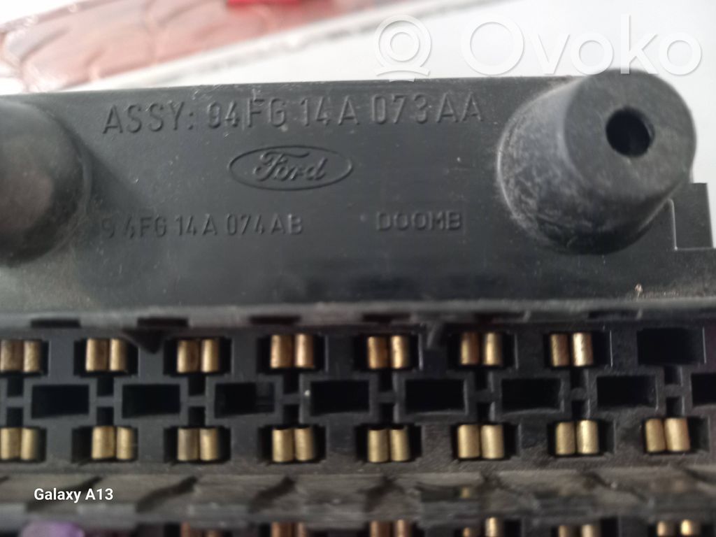 Skrzynka bezpieczników / Komplet   94FG14A073AA,4FG14A074AB,0001B