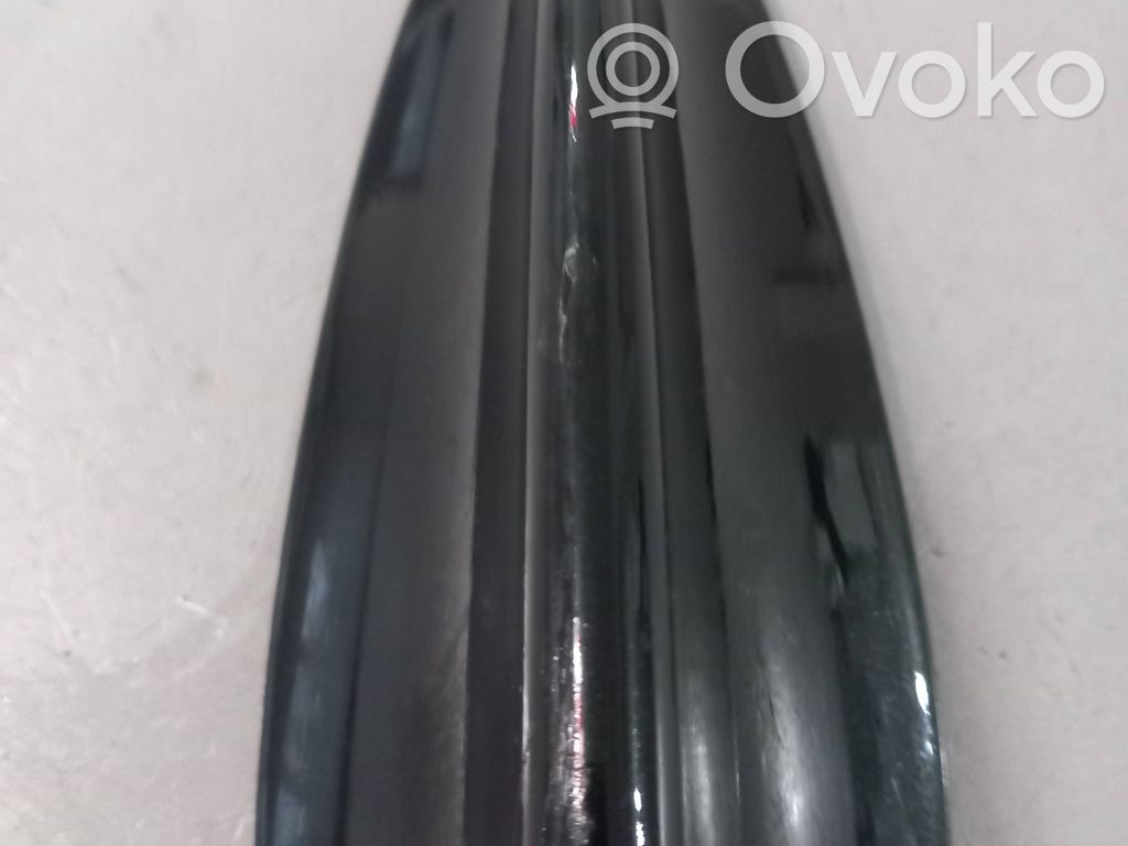 BMW 7 E65 E66 Kattoantennin (GPS) suoja 