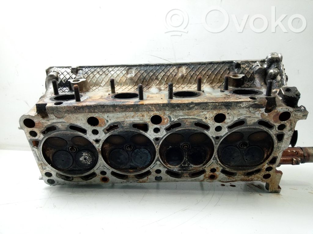 Engine head   1745461