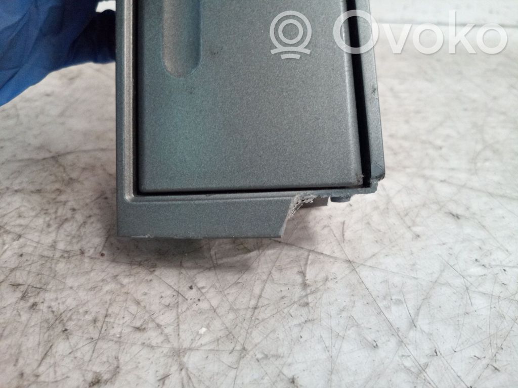 Interruptor del elevalunas eléctrico   6917108