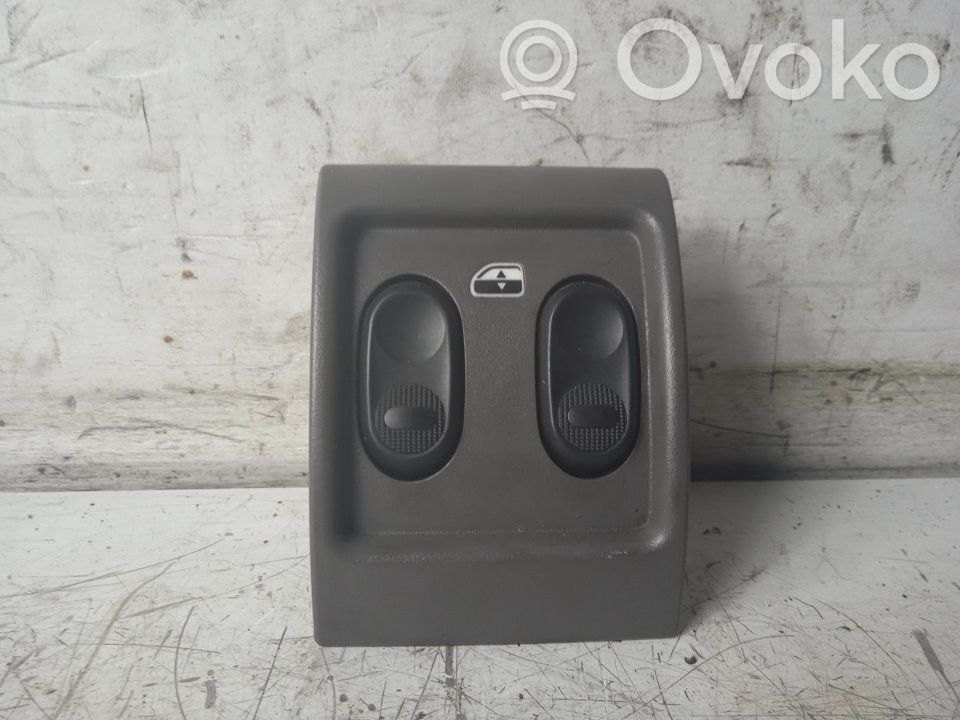 Chrysler PT Cruiser Electric window control switch 