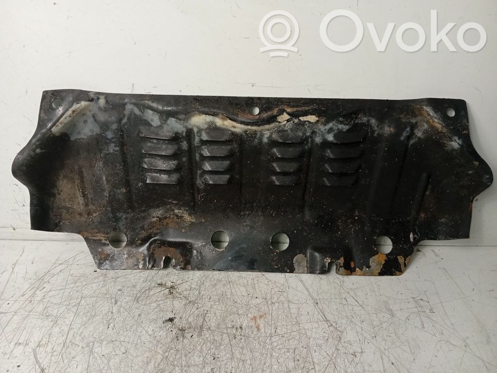 Engine splash shield/under tray   XM345C076CB