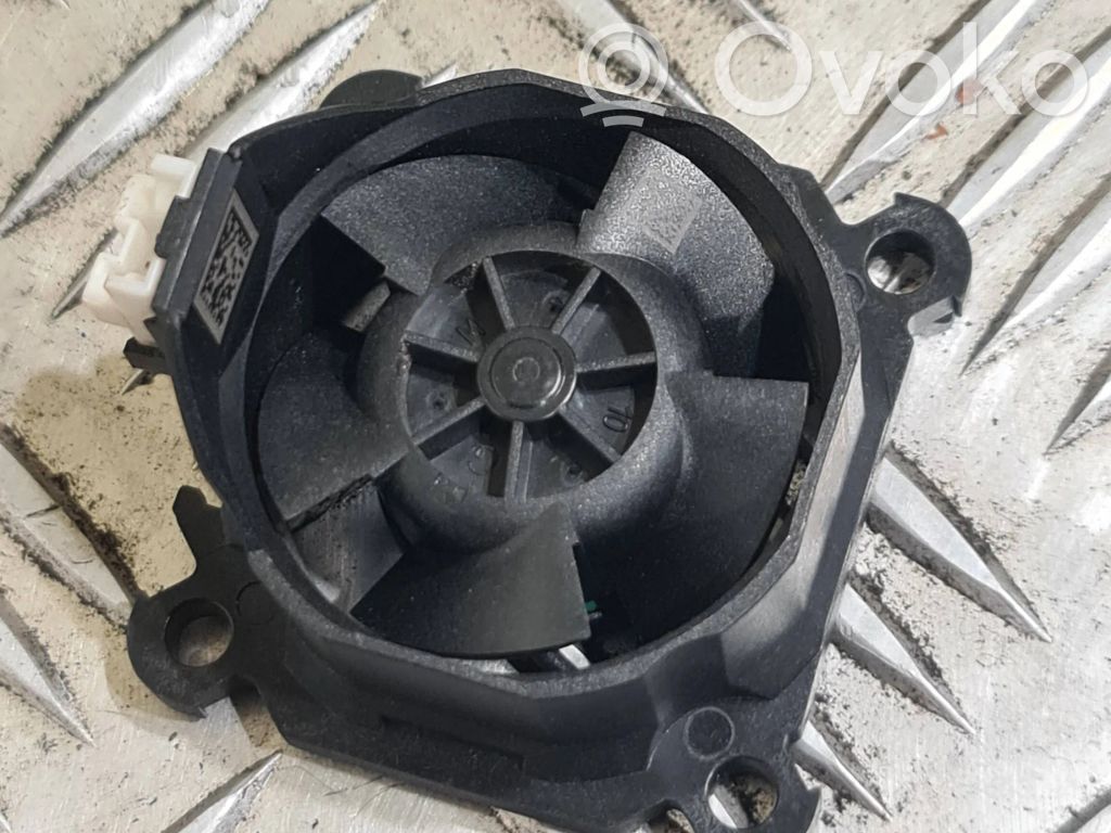 Mercedes-Benz C W205 Headlight part 