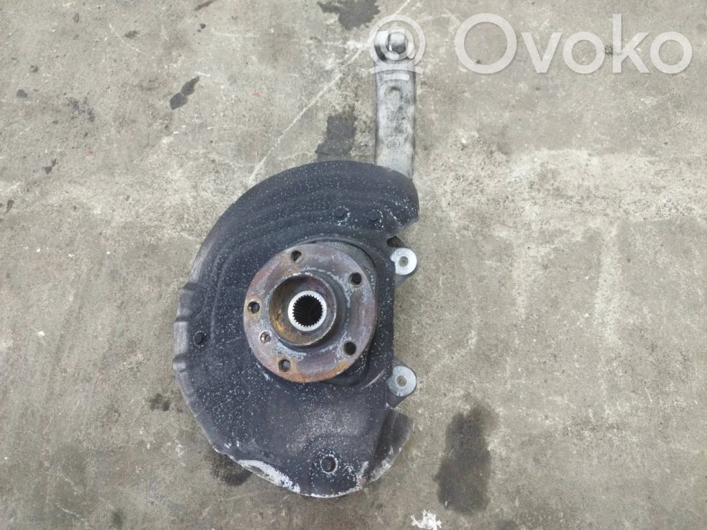 BMW X5 E70 Front wheel hub 