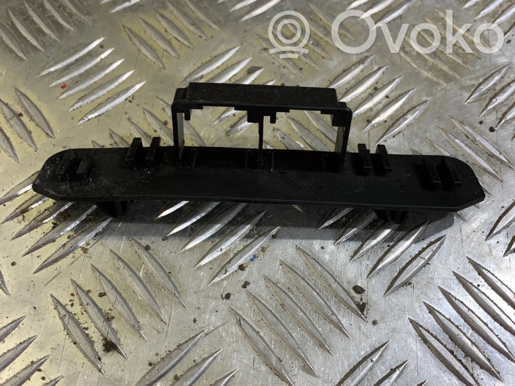 Volkswagen Golf VII Holder (bracket) 