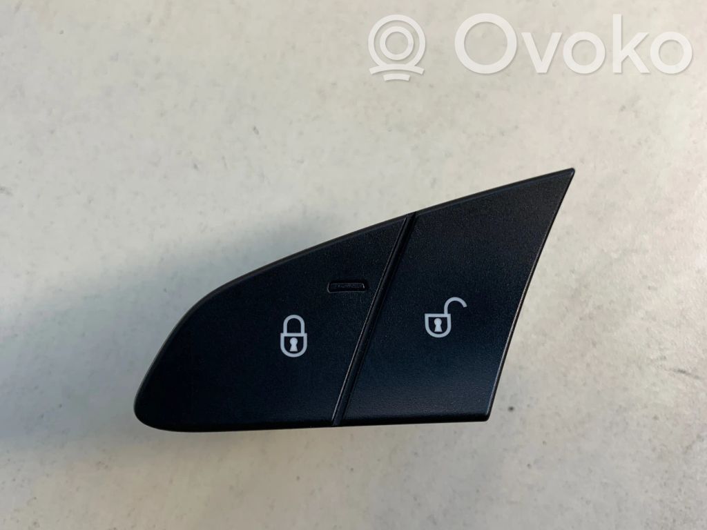 Porsche Cayenne (92A) Central locking switch button 
