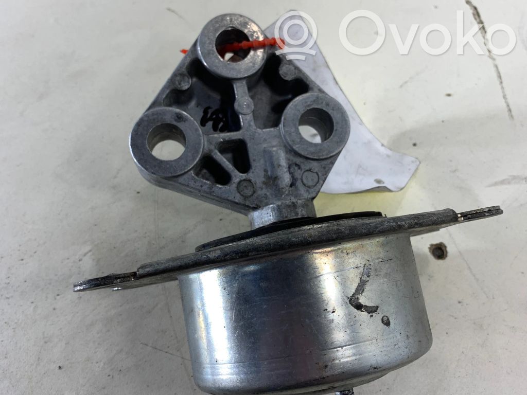 Opel Astra H Engine mount bracket 