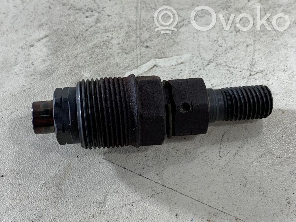 Opel Vectra B Fuel injector 