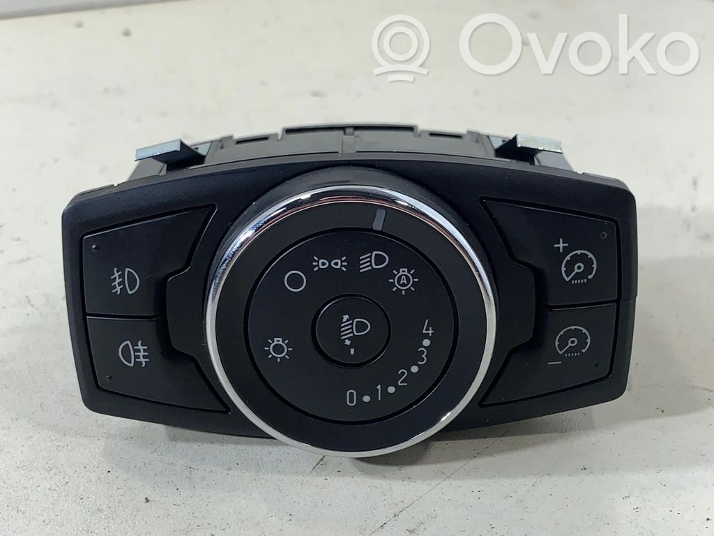 Ford Focus Light switch 