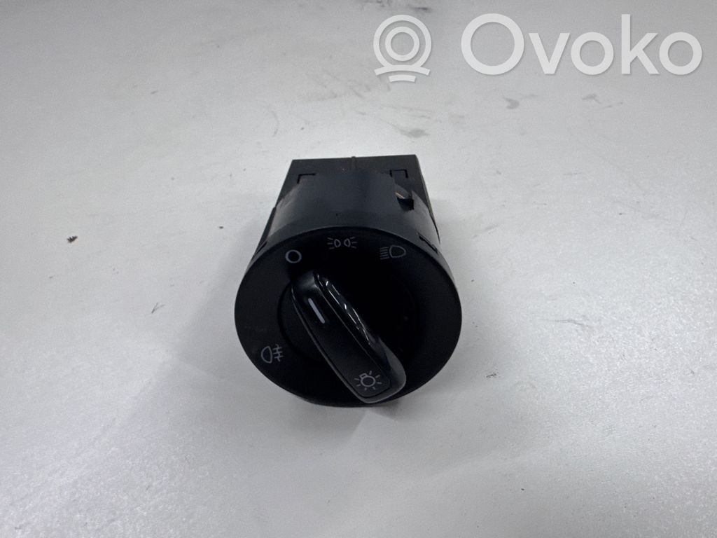 Volkswagen Polo V 6R Light switch 