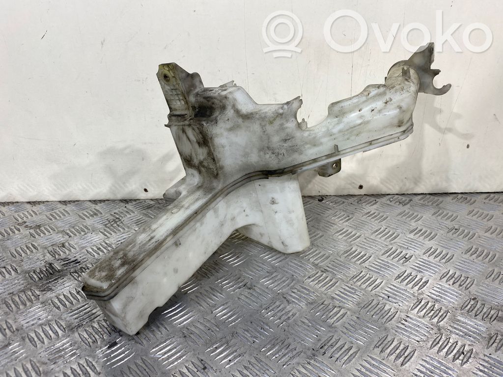 Volkswagen PASSAT CC Zbiornik płynu do spryskiwaczy szyby przedniej / czołowej 