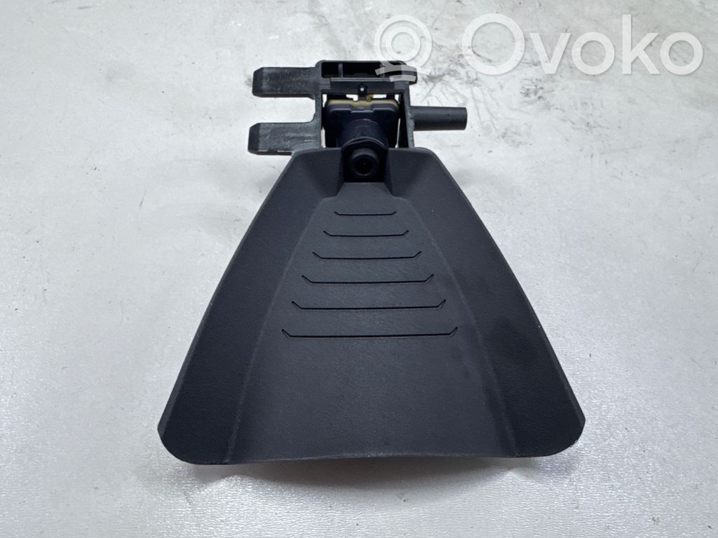 BMW 2 F46 Windshield/windscreen camera 