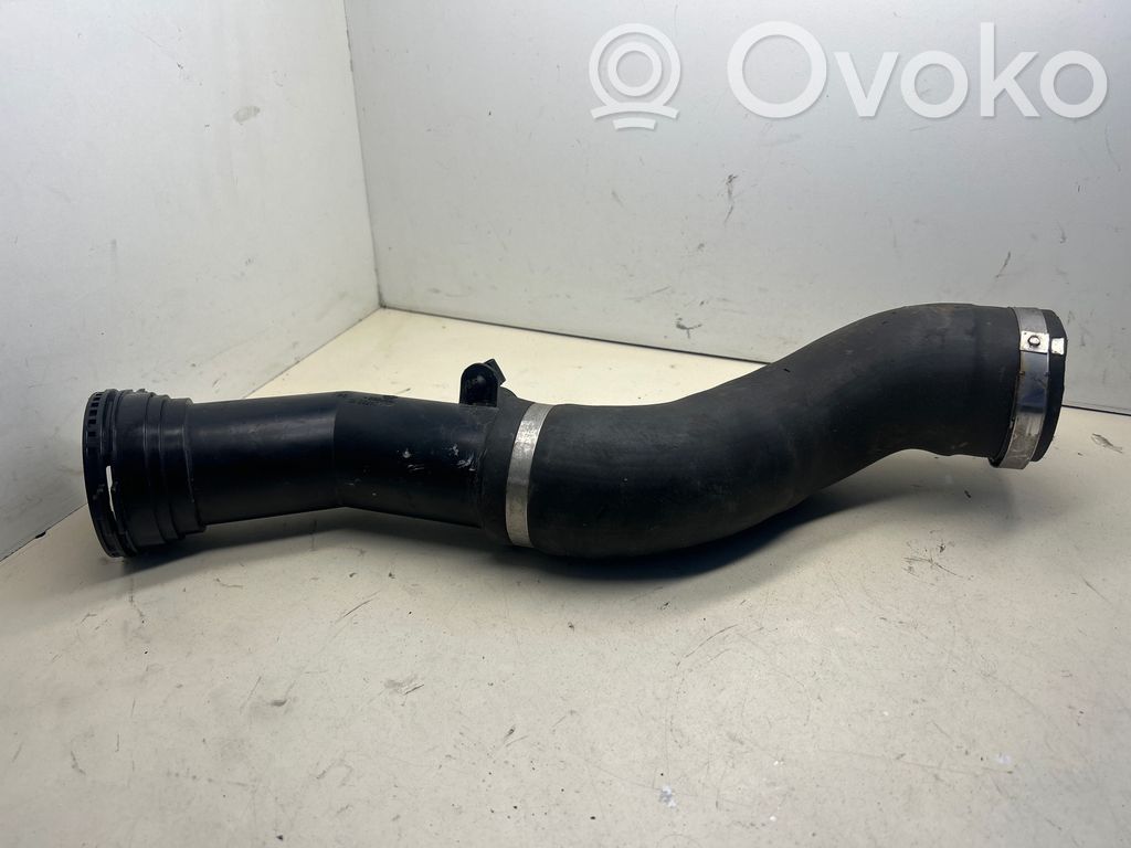 BMW 3 F30 F35 F31 Wąż / Rura intercoolera 