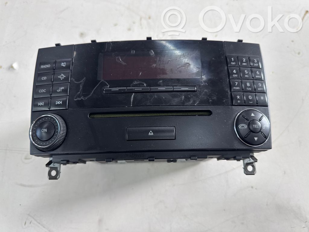 Mercedes-Benz CLK A209 C209 Panel / Radioodtwarzacz CD/DVD/GPS 