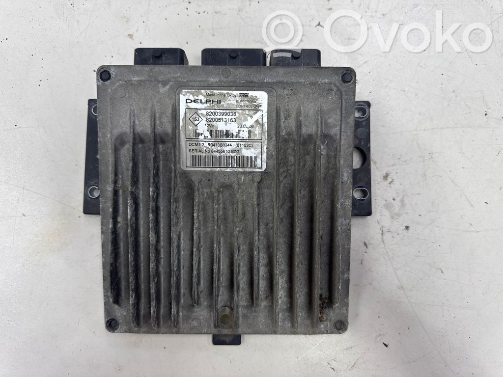 Renault Clio III Calculateur moteur ECU 
