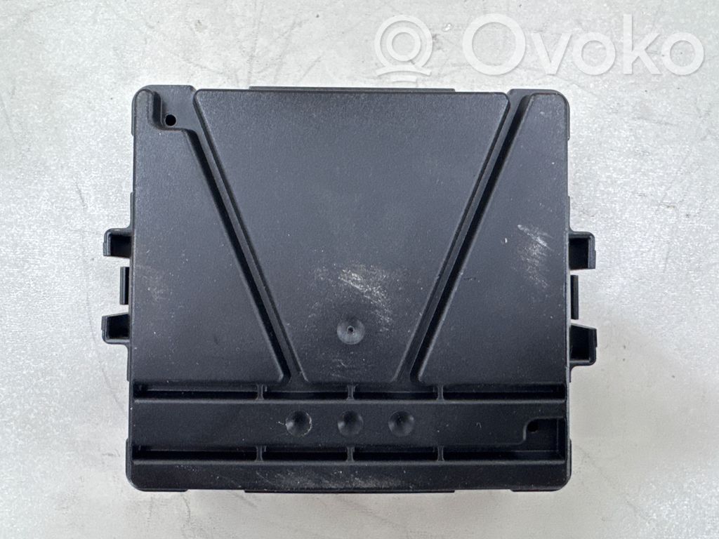 Volkswagen PASSAT B8 Módulo de control Gateway 