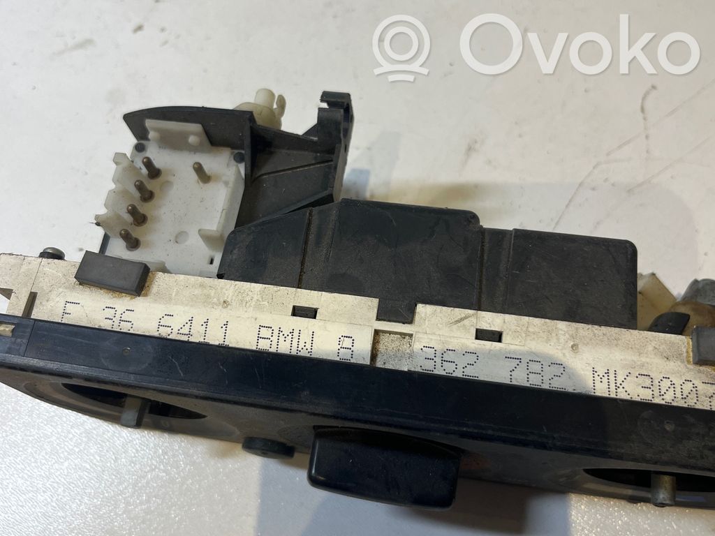BMW 3 E36 Climate control unit 