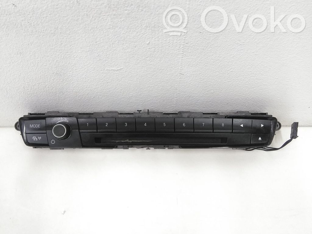 BMW 1 F20 F21 Konsola środkowa / Radio / GPS 