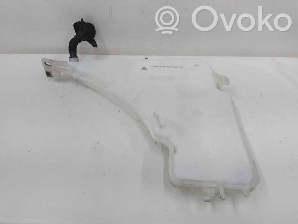 BMW 3 F30 F35 F31 Zbiornik płynu do spryskiwaczy szyby przedniej / czołowej 