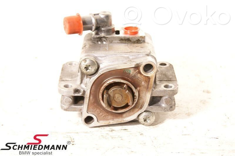 BMW 3 E90 E91 Power steering pump 
