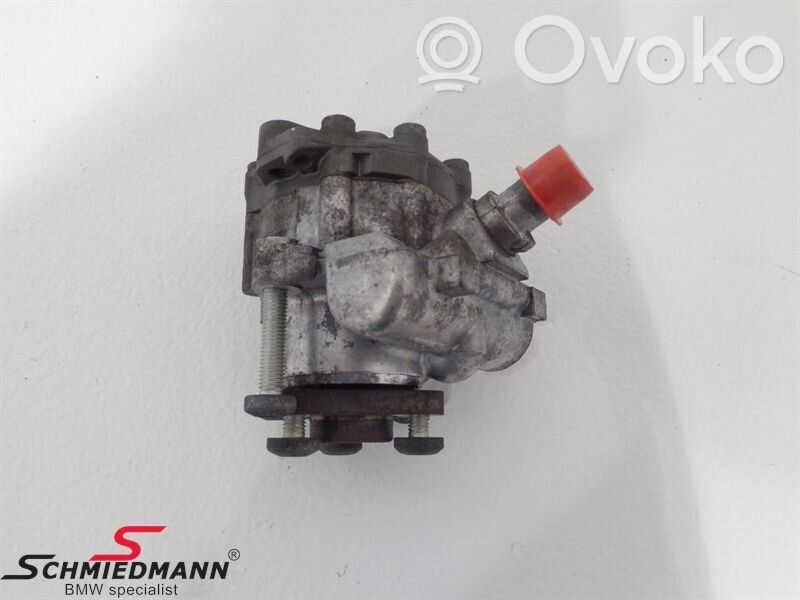 BMW 3 E90 E91 Power steering pump 