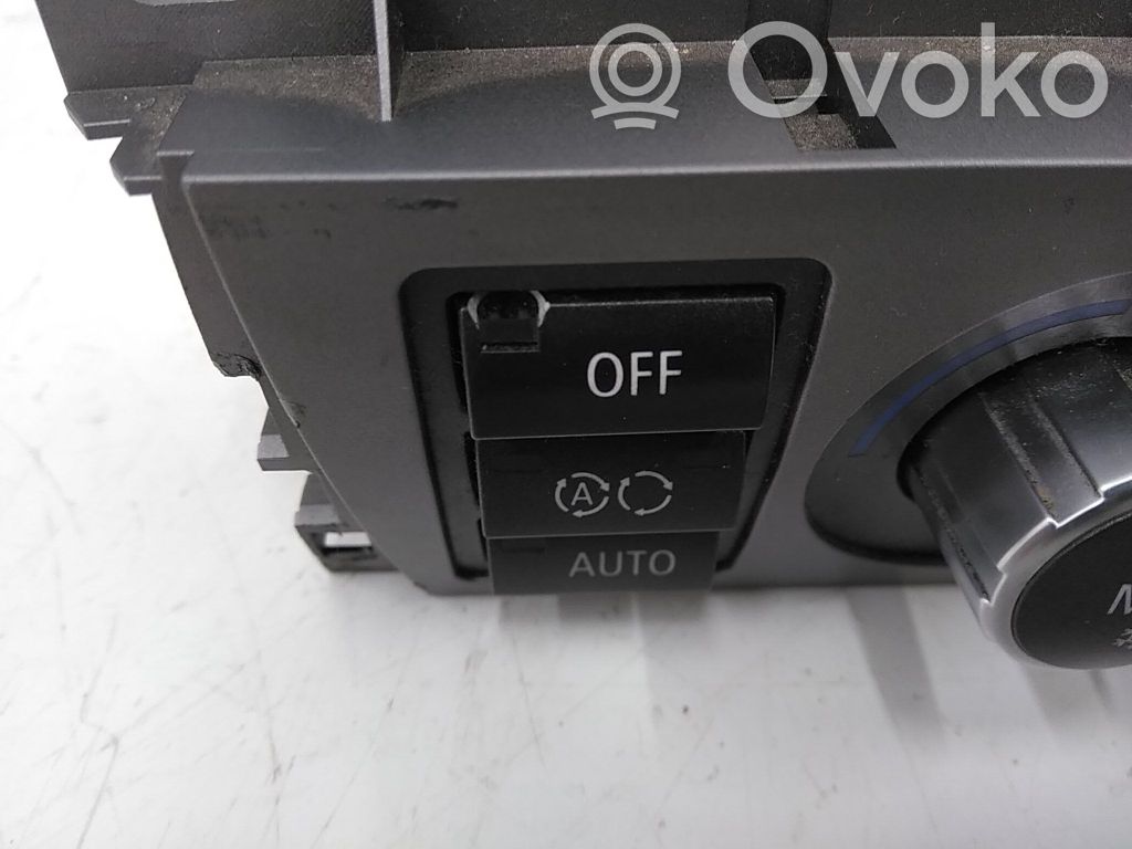 Climate control unit   64116981405