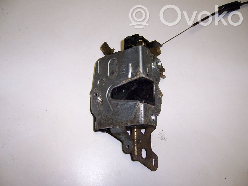 Loading door lock   51221944321