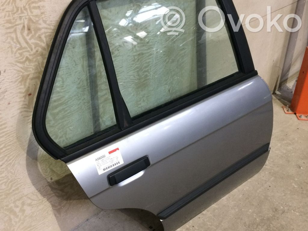 Aizmugurējās durvis   41528106936