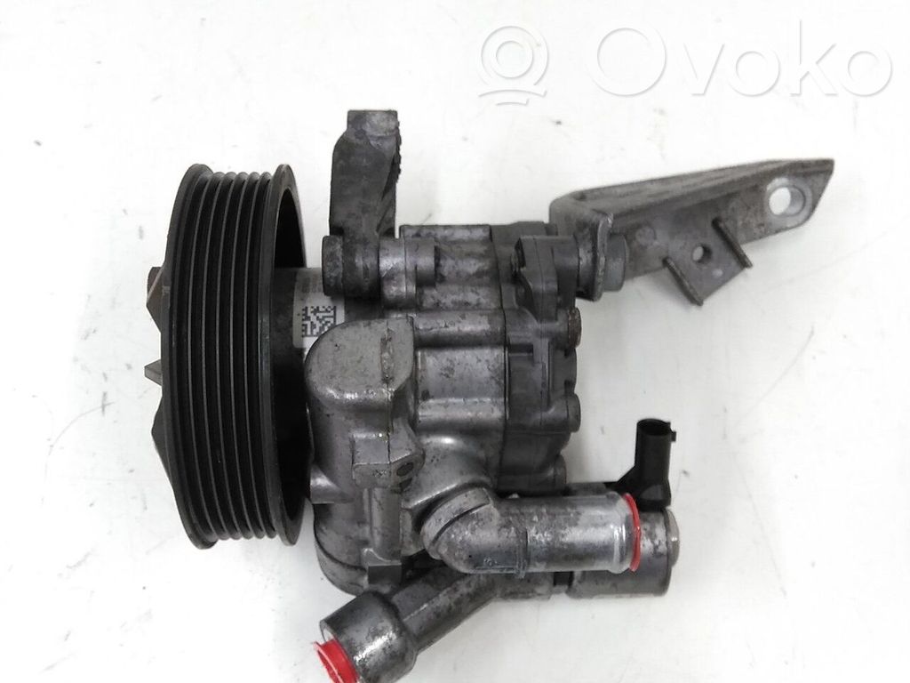 BMW 5 E60 E61 Power steering pump 