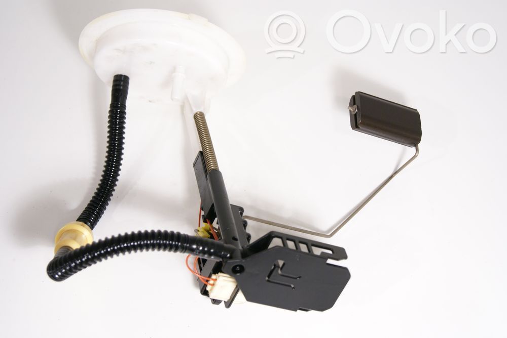 BMW 5 E60 E61 Sensor de nivel de combustible 