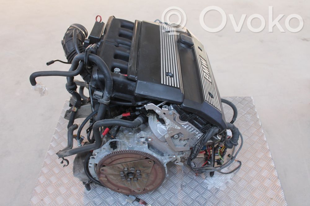 BMW 5 E39 Engine 