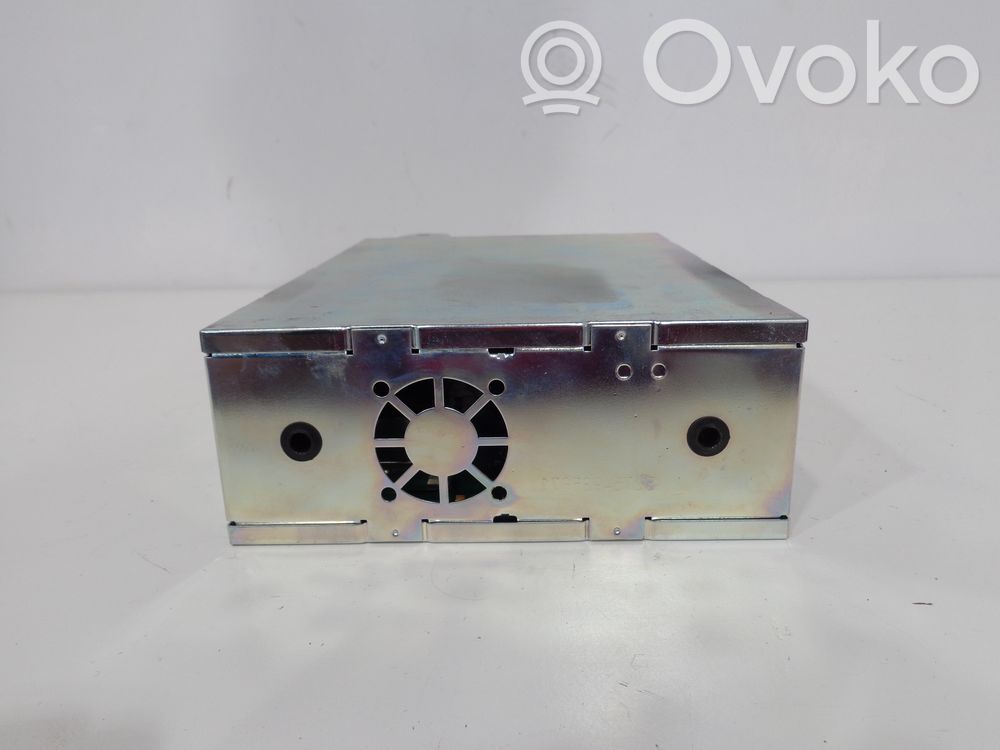 BMW 5 E60 E61 Sound amplifier 