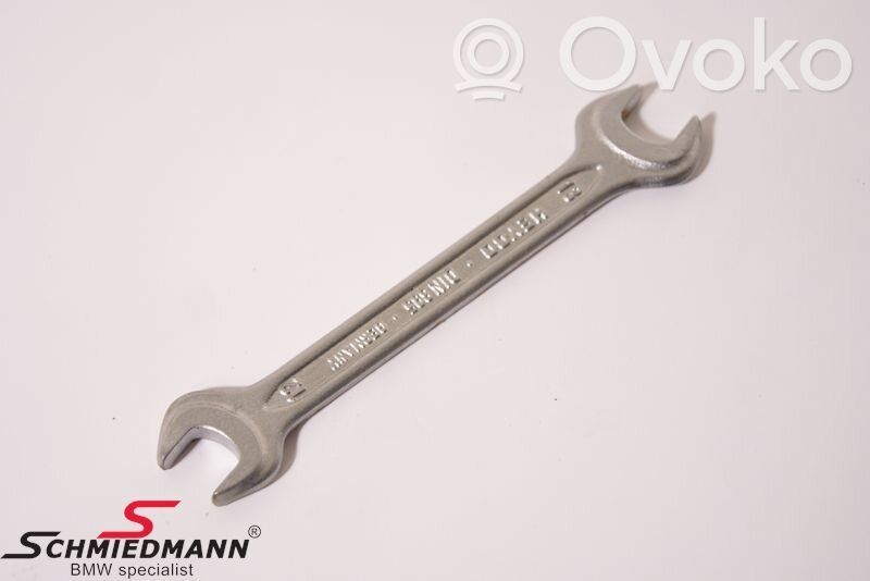 BMW 5 E60 E61 Tool set 
