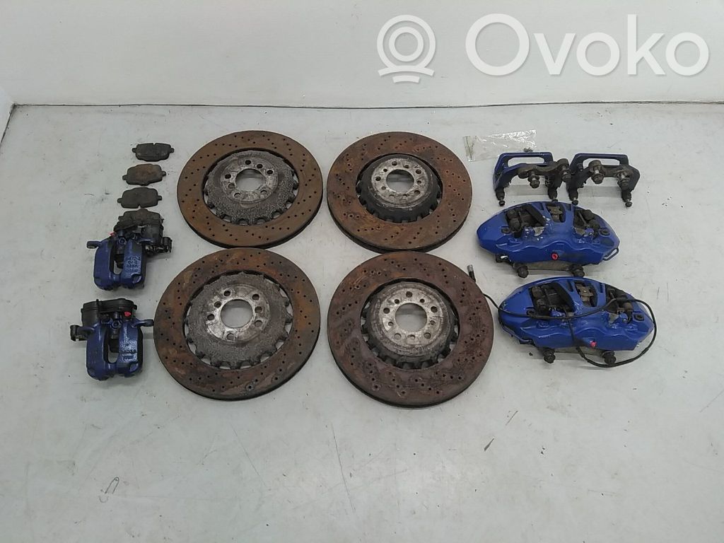 BMW 5 F10 F11 Zacisk hamulcowy przedni 