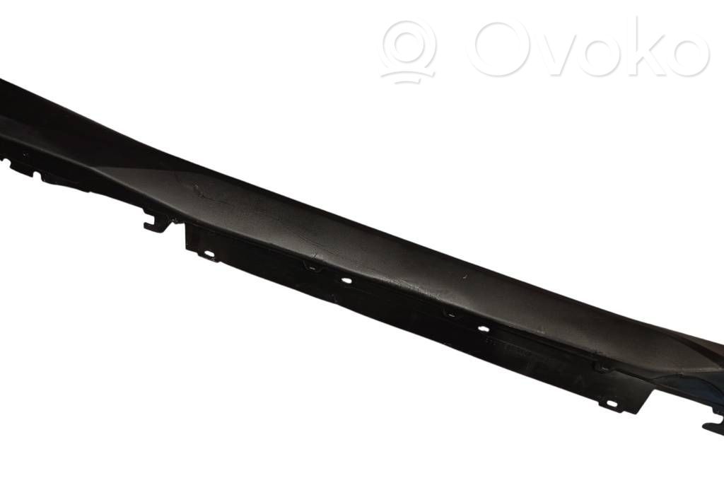 BMW X1 U11 Moldura lateral zona de pies 