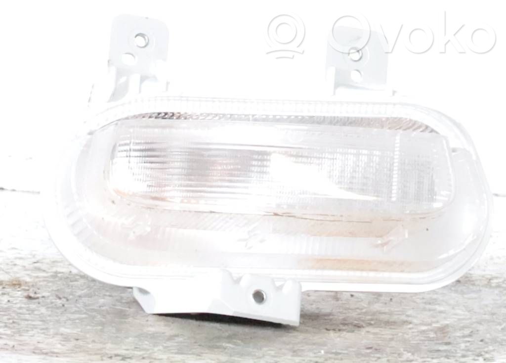 Lampa LED do jazdy dziennej   13331UP,52177769