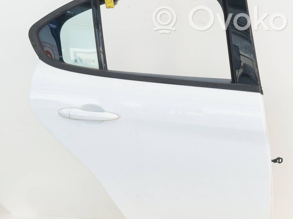 Alfa Romeo Giulia Puerta trasera 