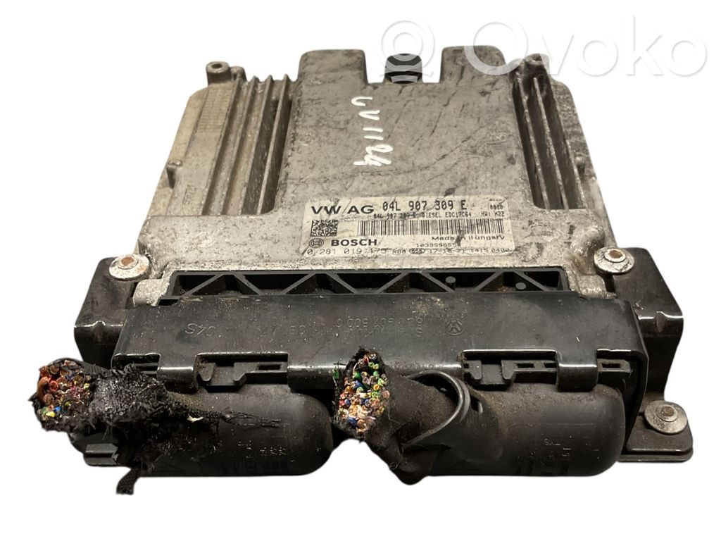 Skoda Rapid (NH) Engine control unit/module 
