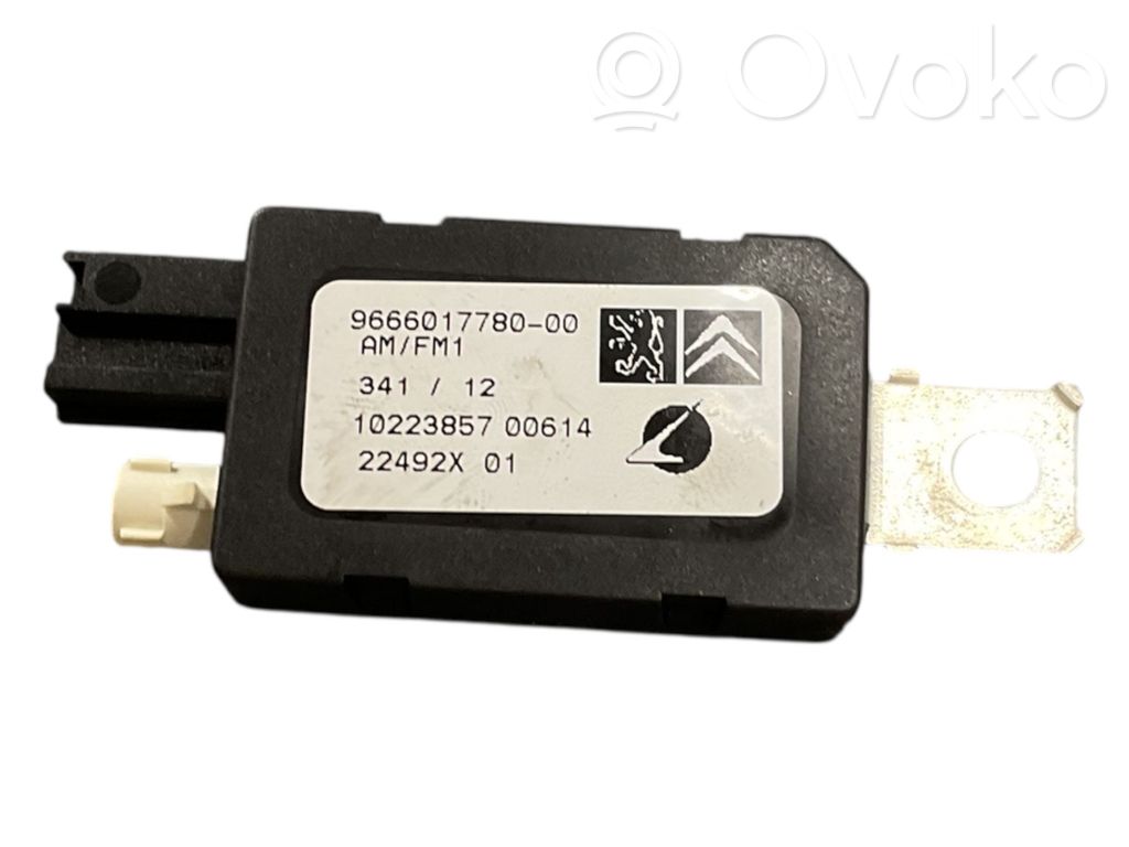 Citroen DS4 Antenas pastiprinātājs 