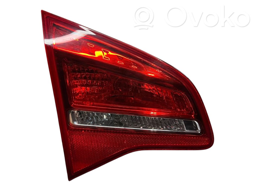 Opel Meriva B Lampă spate în capacul portbagajului 