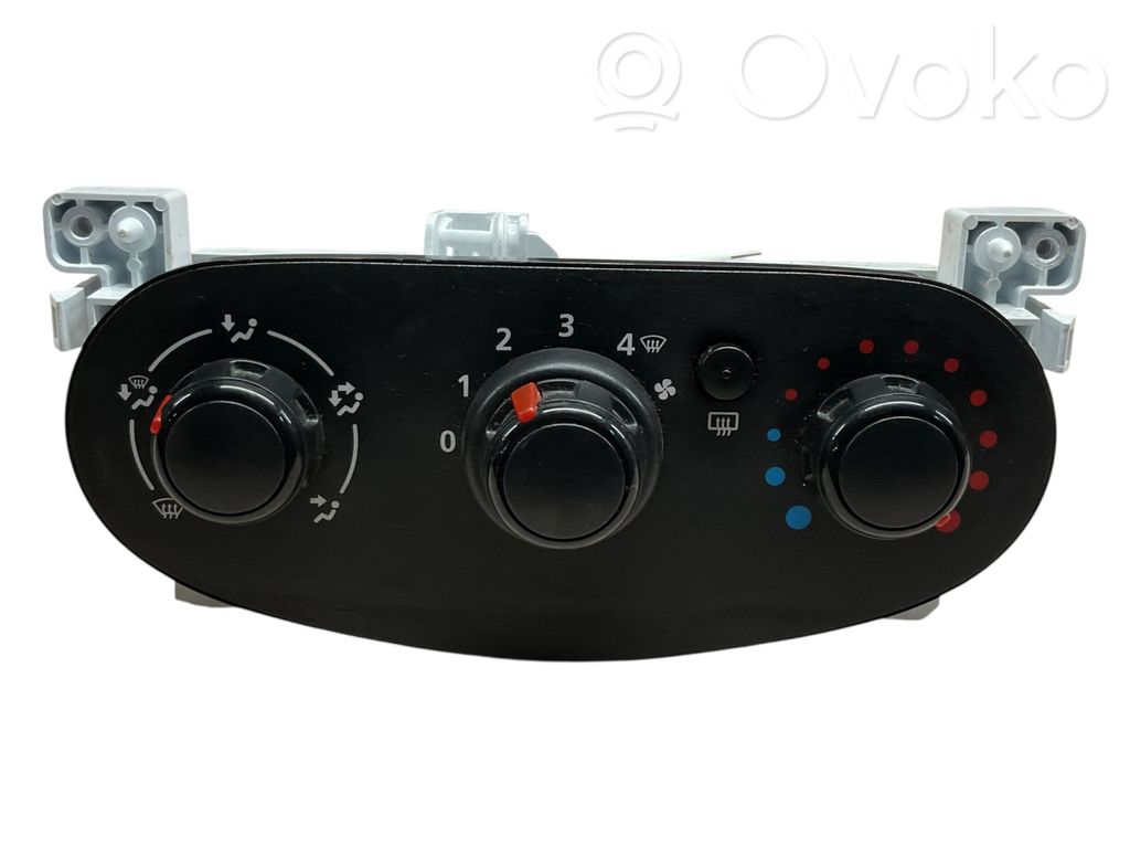 Dacia Sandero II Interior fan control switch 