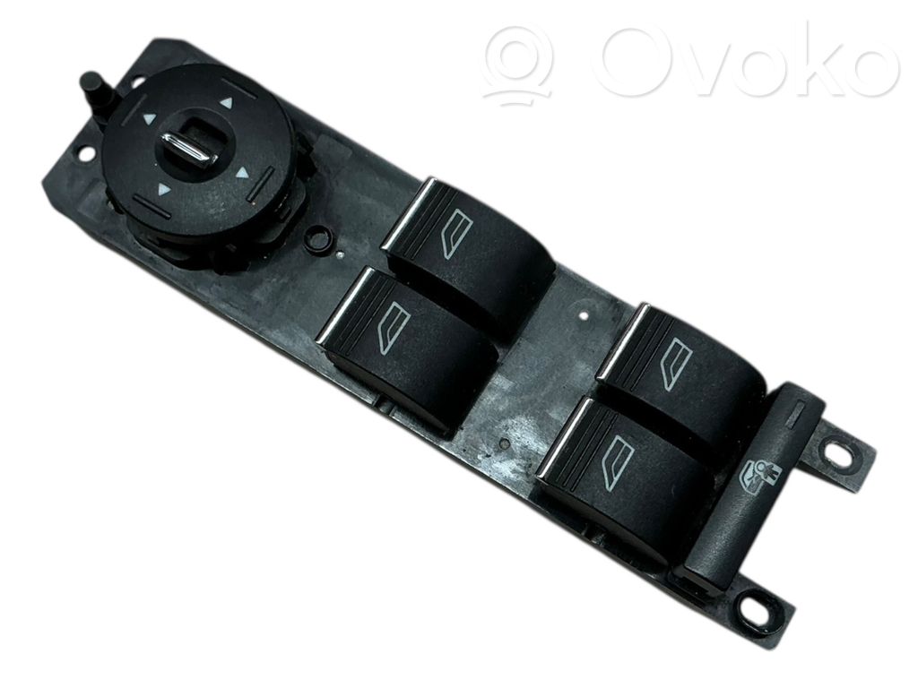Ford Focus Electric window control switch 