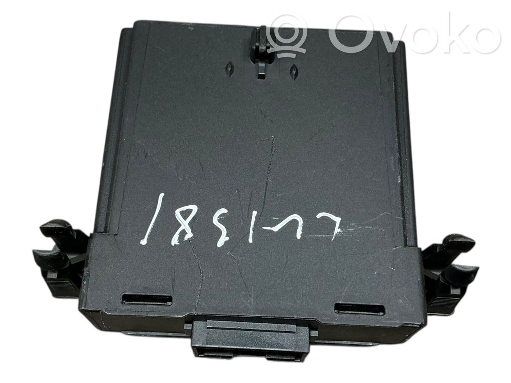 Volkswagen Touran II Gateway control module 