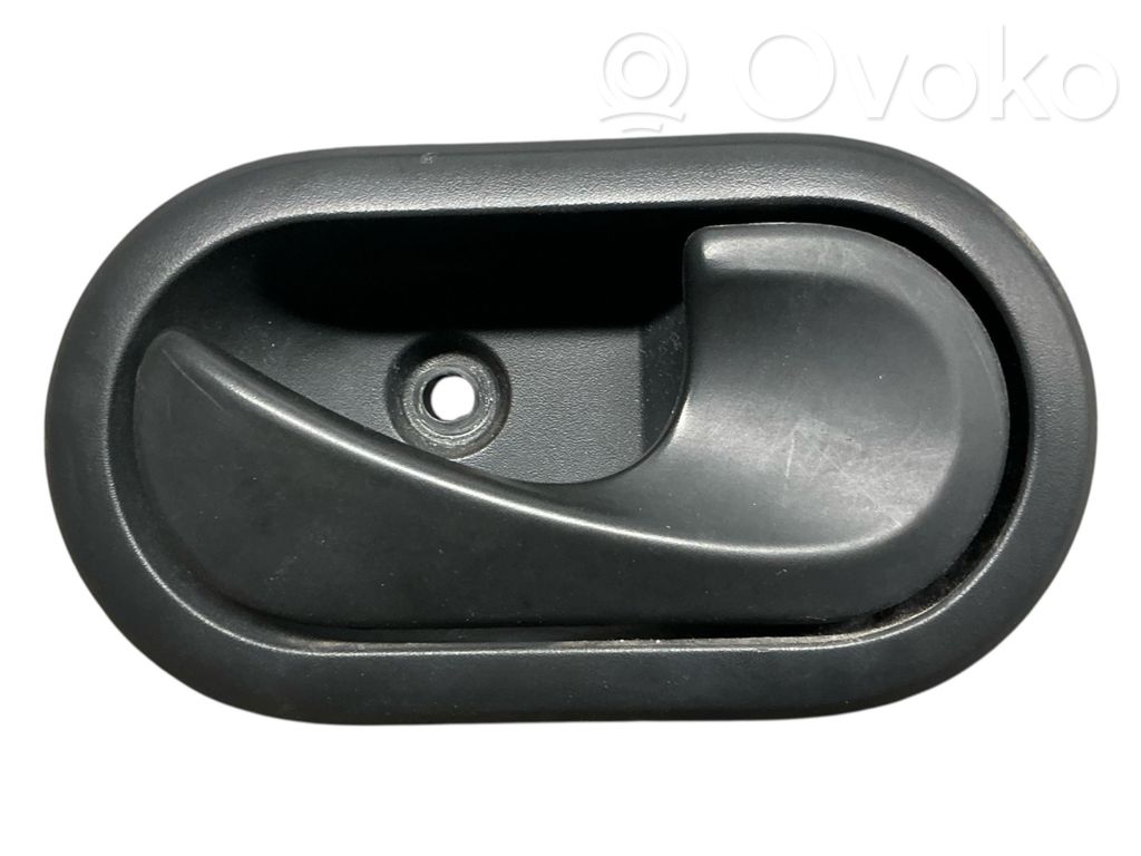 Dacia Duster Manecilla interna puerta delantera 