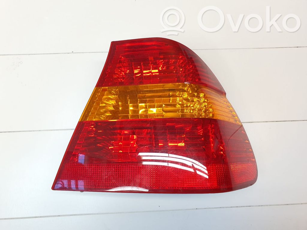 BMW 3 E46 Aizmugurējais lukturis virsbūvē 