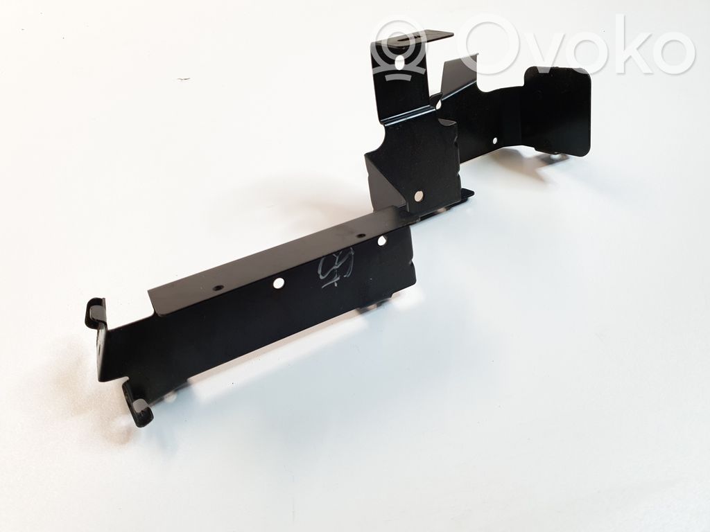 BMW 7 E65 E66 Tie down hook / loop 